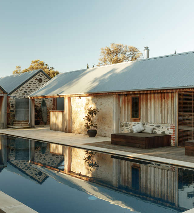 YOUR GUIDE TO ACCOMMODATION IN THE FLEURIEU PENINSULA